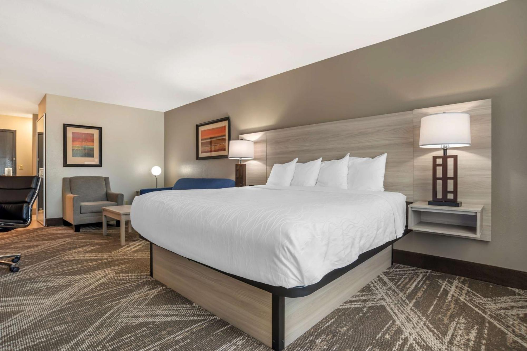 Best Western Plus Jackson Downtown Coliseum Exterior photo
