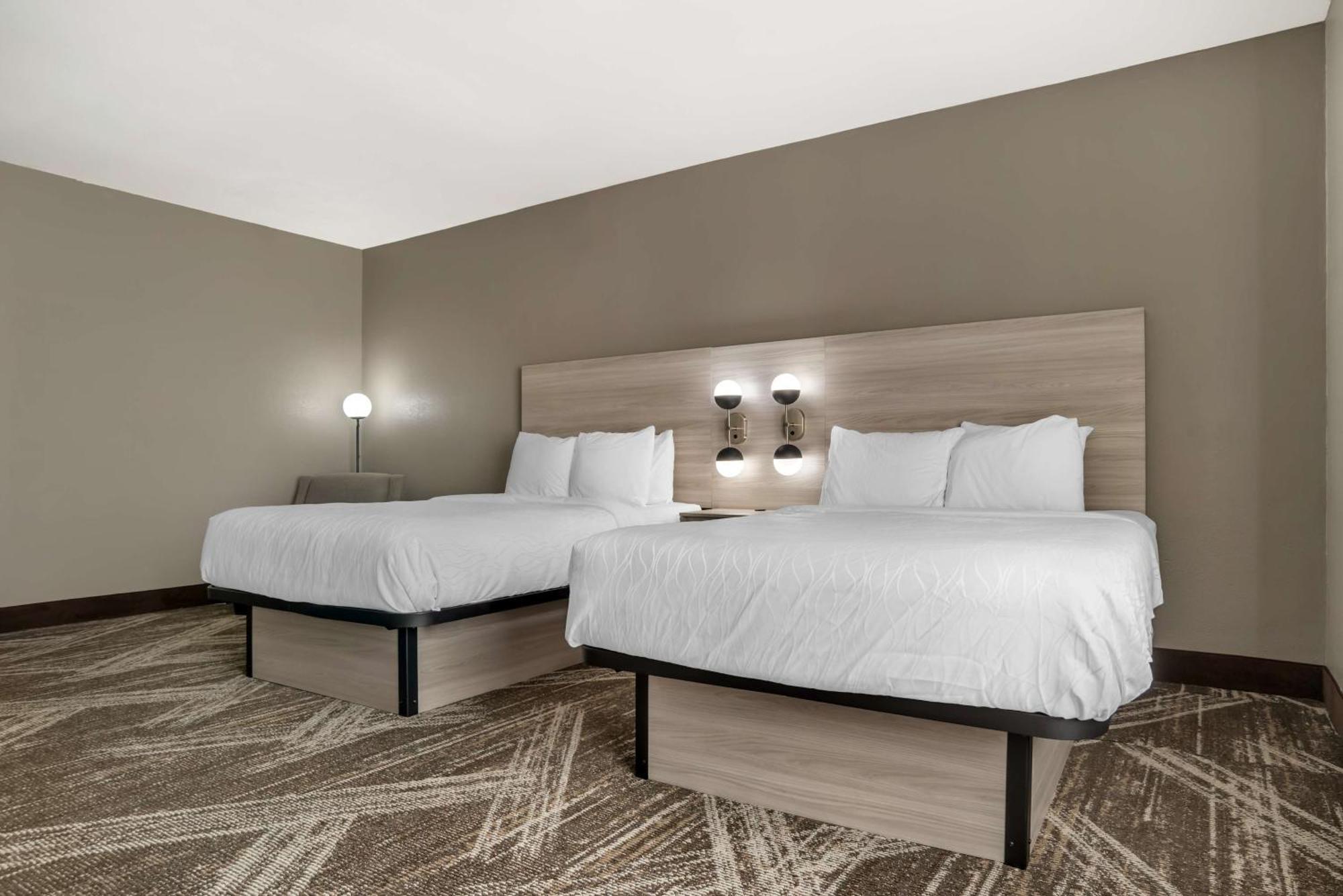 Best Western Plus Jackson Downtown Coliseum Exterior photo